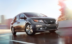 Lease a 2014 Honda Odyssey in Everett